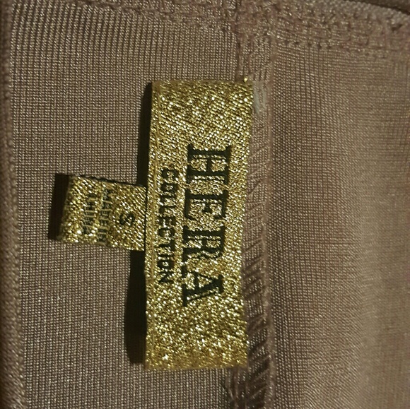 Powder pink body con skirt in size small - Picture 3 of 3